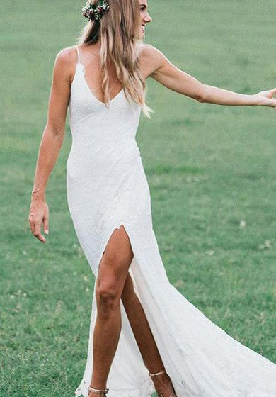 Krajková svatební šaty bez rukávů s V-výstřihem, pouzdrové, podlahové délky, s vlečkou a rozparkem vpředu