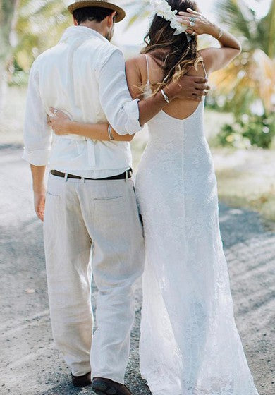 Krajková svatební šaty bez rukávů s V-výstřihem, pouzdrové, podlahové délky, s vlečkou a rozparkem vpředu