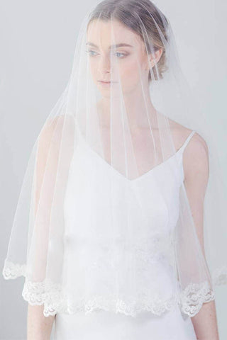 Ethereal Soft Tulle Wedding Veil with Lace Applique