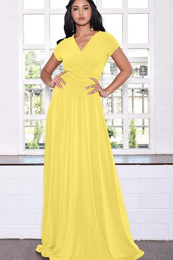 Modernes Jersey-Mutterkleid mit V-Ausschnitt und kurzen Ärmeln, überkreuzten Ärmeln und Falten