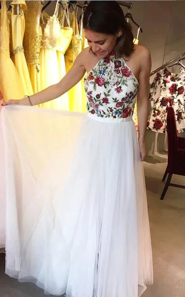 High-Neck Sleeveless Empire Tulle Prom Dress with Floral Applique