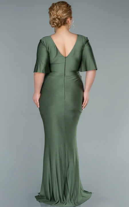 Charmantes V-Ausschnitt Halbarm Etuikleid Meerjungfrau Rüschen Vorne Schlitz Abendkleid Übergröße