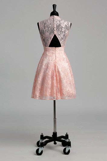 Robe courte/mini en dentelle simple à col montant et coupe trapèze sans manches