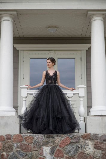 A-Line  Black Wedding Dress Straps Sleeveless Low-V Back Lace Ruffles Sash/Ribbon