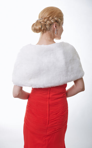 Simple Faux Fur Wedding Wrap