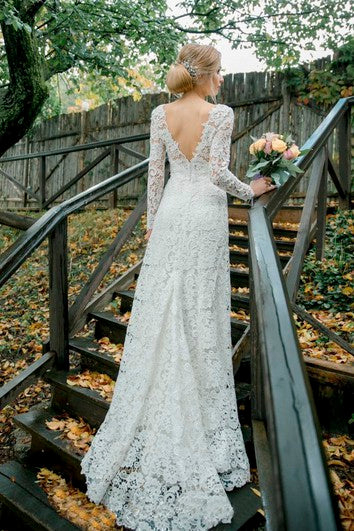 Lace Bateau Mermaid Elegant Wedding Dress With V-back