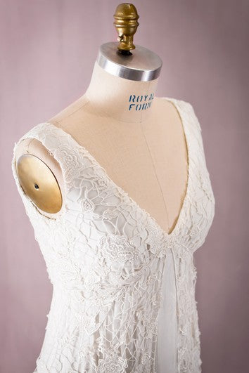 Abito da pavimento vintage del collo a V del Delfato