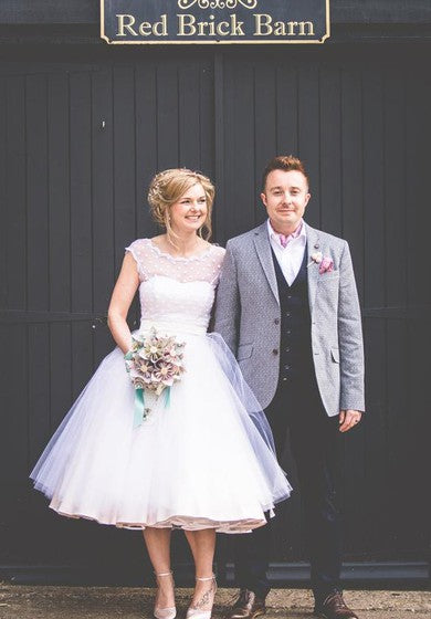 Vestido de encaje de tul de tul de la tul de la tul de la cinta de campana de campbón de campbón de mangas de mangas a