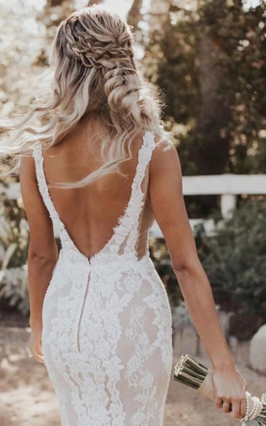 Sexy Plunged Sheath Pencil Lace Sleeveless V Back Wedding Dress with Back Slit