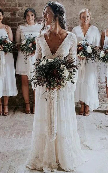 Vestida de boda de campo bohemio hojaldre de encaje hacia atrás