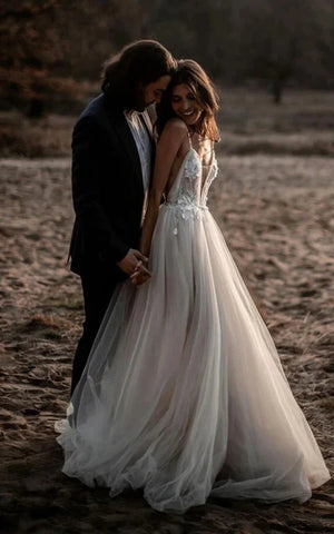 Sexy Spaghetti Plunged Tulle Flowy Summer  Country Wedding Dress