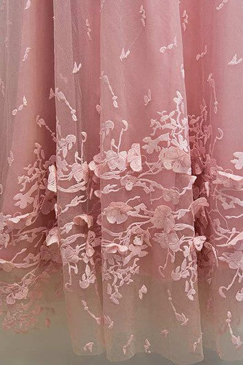 Šaty s krajkou, poloviční rukáv, výstřih do oblouku, áčkový střih, s páskem