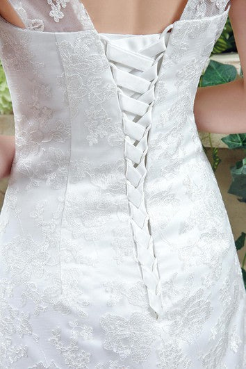 Elegant Lace Sweetheart A-line Wedding Dress Sweep Train Lace-up