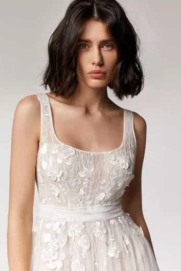 Vestido de boda de espalda abierta de escote de primavera elegante con apliques con apliques