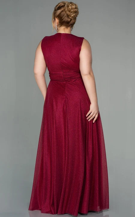 Šaty večerní plus size s flitry, výstřihem do V, rozparkem vpředu a básnickými rukávy