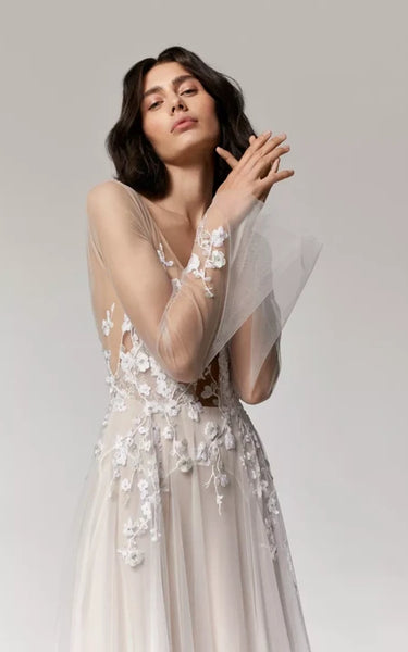 Flowy Ethereal Tulle Illusion A-line Wedding Dress with Applique