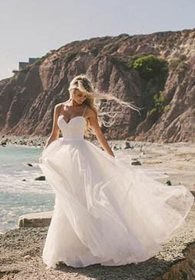 Ivory Tulle Destination Sweetheart Spaghetti Strap Wedding Dress