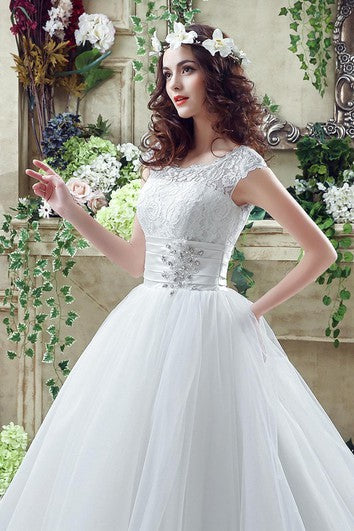 Elegant Illusion Lace Beadings Wedding Dress Cap Sleeve Zipper