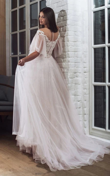 Robe de mariée trapèze élégante en tulle illusion à manches pétales et haut perlé