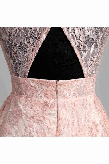 Robe courte/mini en dentelle simple à col montant et coupe trapèze sans manches