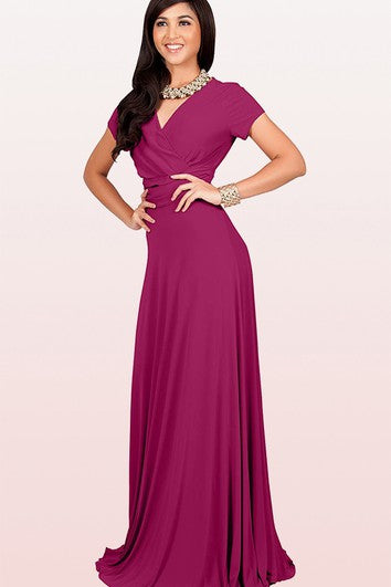 Modernes Jersey-Mutterkleid mit V-Ausschnitt und kurzen Ärmeln, überkreuzten Ärmeln und Falten