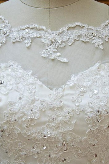 Šaty bez rukávů s krajkou a výstřihem ve tvaru srdce, mořská panna