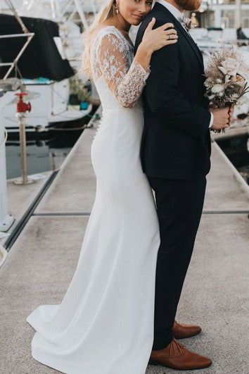 Skromné pouzdrové šaty s krajkovým saténem, V-výstřihem, vlečkou, dlouhým rukávem a hlubokým V-zadním výstřihem pro svatební šaty