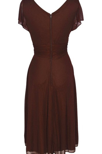 Šaty z šifónu s krátkým rukávem, výstřihem do V a délkou ke kolenům s korálkovou výzdobou