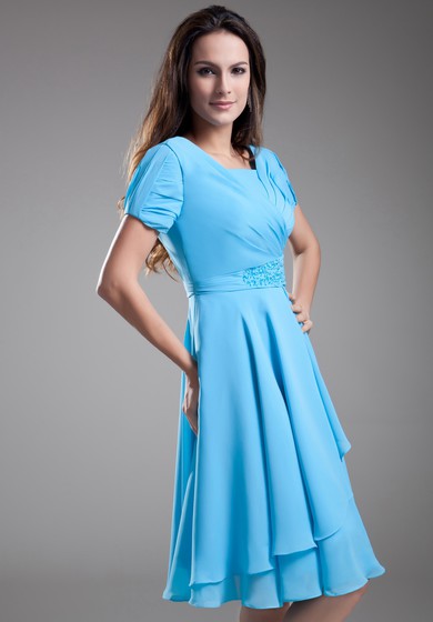 Square-Neck Knee-Length Short Sleeve Dress With Pleating