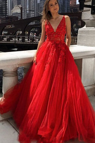 Elegant Lace Tulle Ball Gown V-neck Sleeveless Prom Dress With Appliques Beading