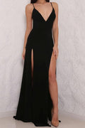 Pouzdrové šifónové špagetové šaty s výstřihem do V, bez rukávů, s otevřenými zády a bez zadního dílu