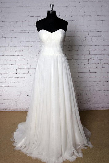 Sweetheart A-Line Tulle Bridal Dress With Pleats and Ruchings