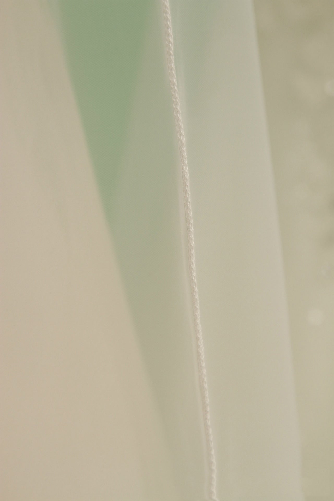 Housse à vêtements en tulle simple