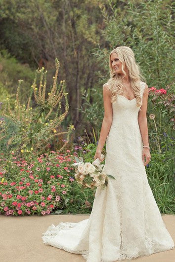 A-Linie Mini Šaty bez rukávů s láskyplným výstřihem a zvonovou sukní, s vlečkou, bez zad a krajkovým detailem