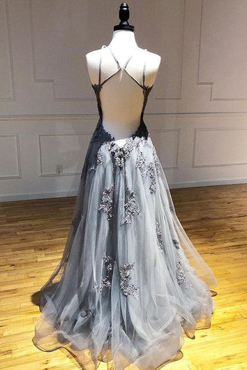 Ethereal Brush Train sin mangas Tulle A Line Cross Back Dress con apliques