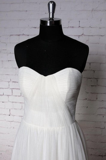 Sweetheart A-Line Tulle Bridal Dress With Pleats and Ruchings