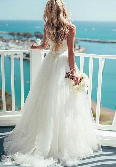 Ivory Tulle Destination Sweetheart Spaghetti Strap Wedding Dress