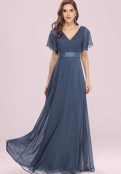 Elegantes Chiffon-A-Linien-Ballkleid mit V-Ausschnitt und kurzen Ärmeln und Rüschen