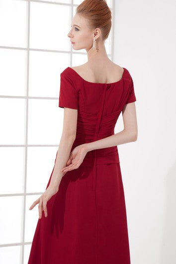 Schmeichelhaftes, eckiges, knöchellanges A-Linien-Chiffon-Kleid für die Brautmutter mit Perlen