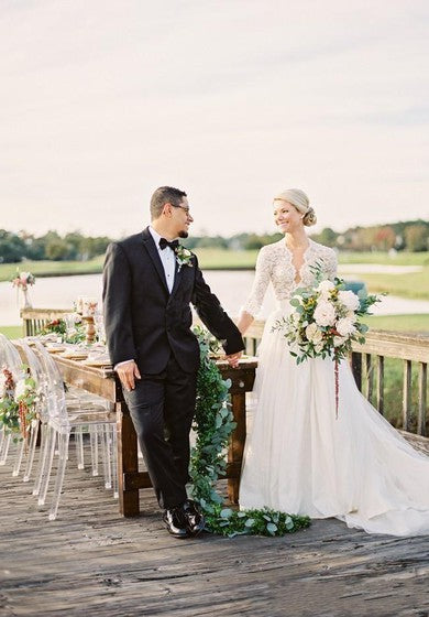 3 4 الأكمام الطويلة مفتوحة الظهر عتيقة لؤلؤي الدانتيل v فساتين الزفاف