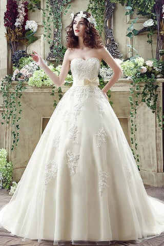 Newest Sweetheart Lace Appliques Wedding Dress Bowknot Sweep Train