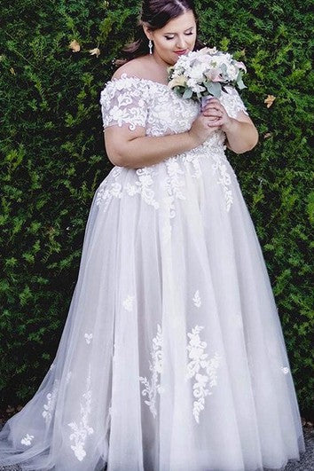 Robe de mariée décontractée en tulle à épaules dénudées avec appliques