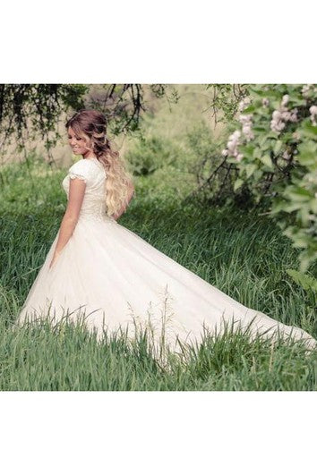 Modest Ilusion Scoop Tap Tap Manges Capeed Crystal Lace A Bedding Wedding Wedding.