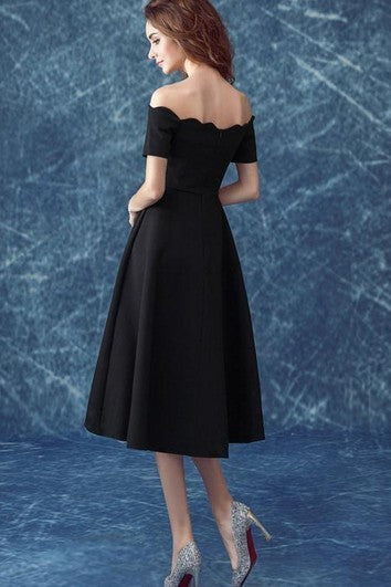 Lässiges schulterfreies, kurzärmliges, knielanges Cocktailkleid