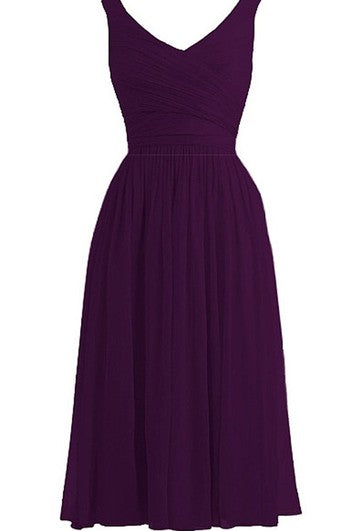 Elegantní šaty bez rukávů s basque pasem z šifónu