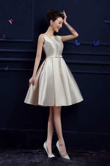 Sleeveless Bateau Neck Pleated Knee Length Satin Dress