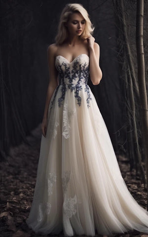 Sweetheart A-line Tulle Lace Applique Empire Wedding Dress