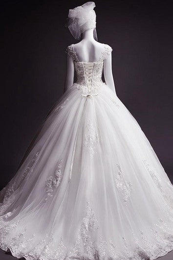 Ball Gown Sweetheart Lace Dress