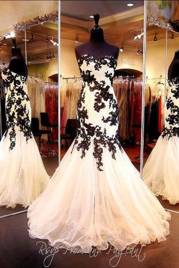 Elegant Sweetheart Black Appliques Evening Dresses Mermaid Sweetheart Tulle