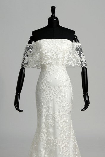 Robe de mariée sirène trompette à manches mi-longues avec bonnet de renouvellement de vœux